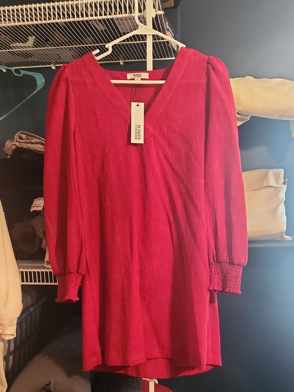 NWT Steve Madden Red V-Neck Long Sleeve Smocked Cuff Dress Size Small